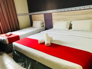 alia express ferringhi