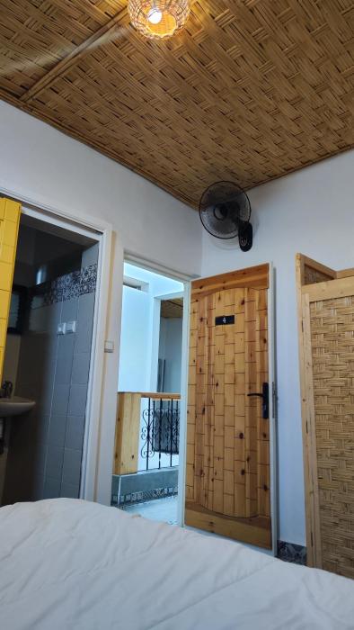 bigblue hostel surf and yoga