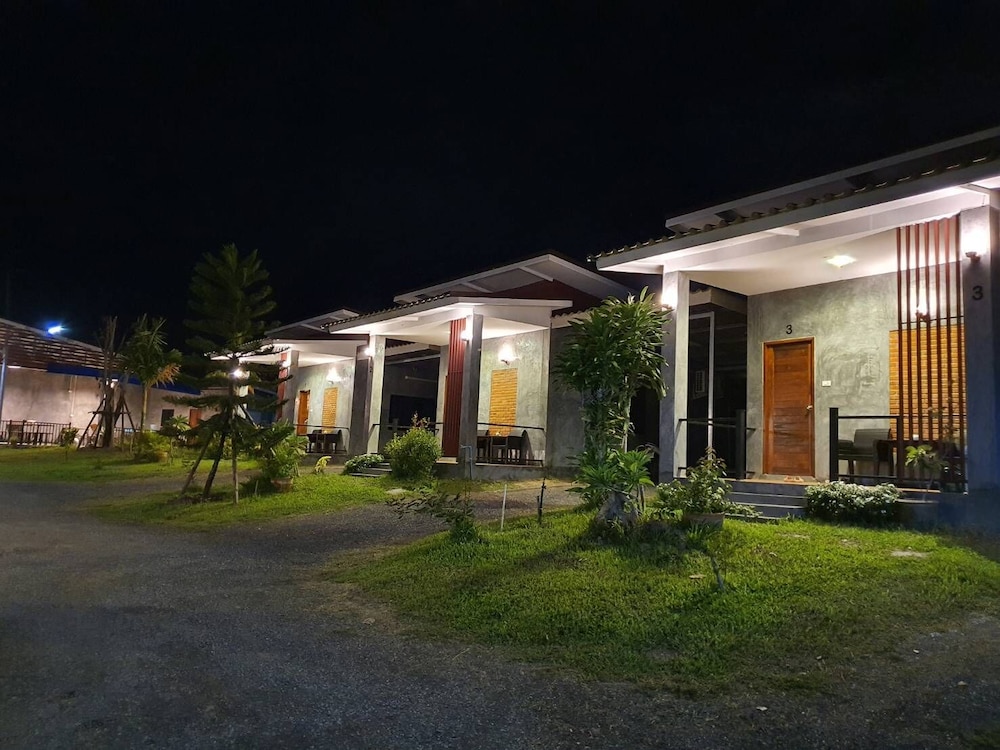 b tel chomthong resort chiang mai