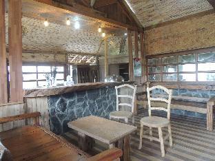 singgasana villa and resto