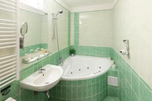 pytloun self check in hotel liberec