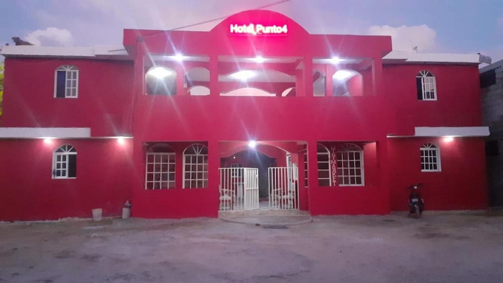 hotel punto 4