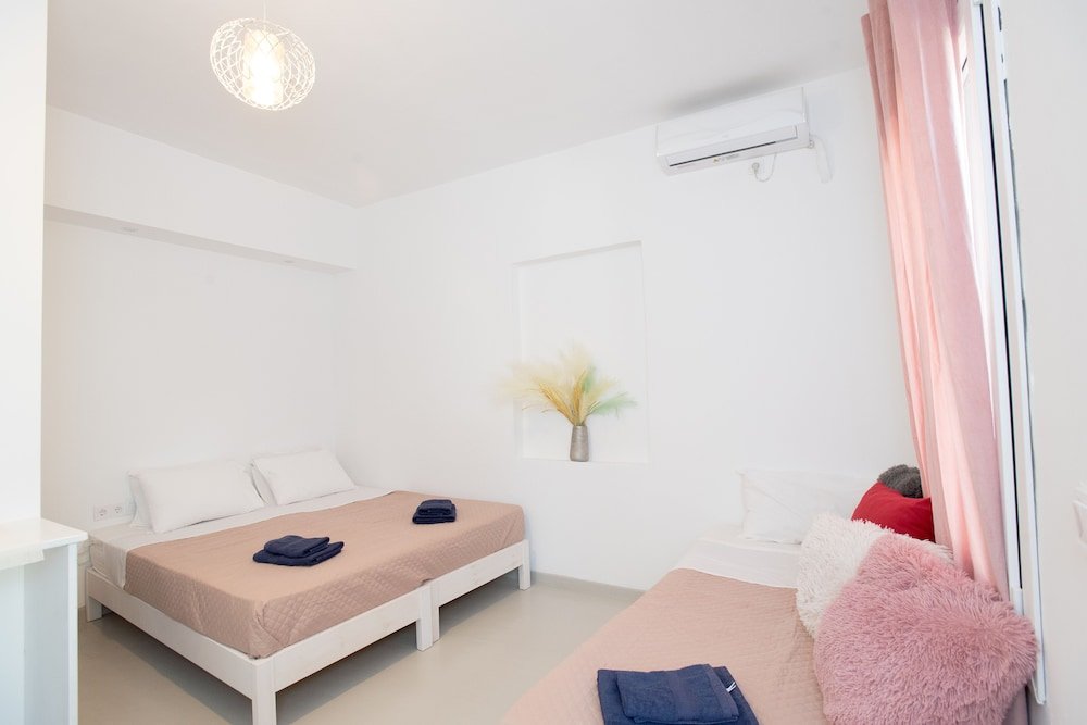 dimelal mikonos downtown apartments