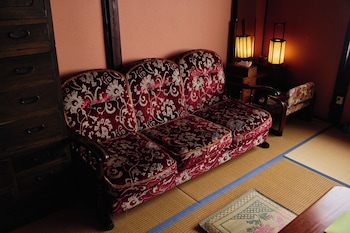 chikugoyoshii machiyayado ikuha