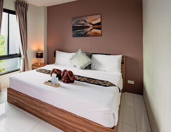 the living hotel samutprakan