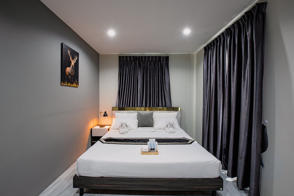 the living hotel samutprakan