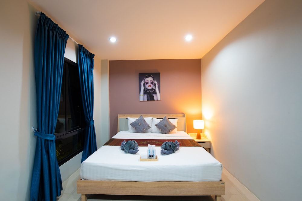 the living hotel samutprakan