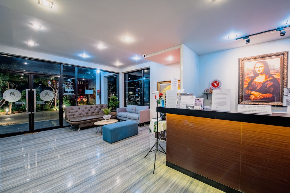 the living hotel samutprakan