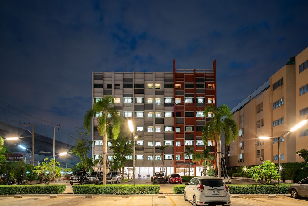 kos hotel suvarnabhumi airport