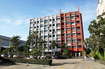kos hotel suvarnabhumi airport