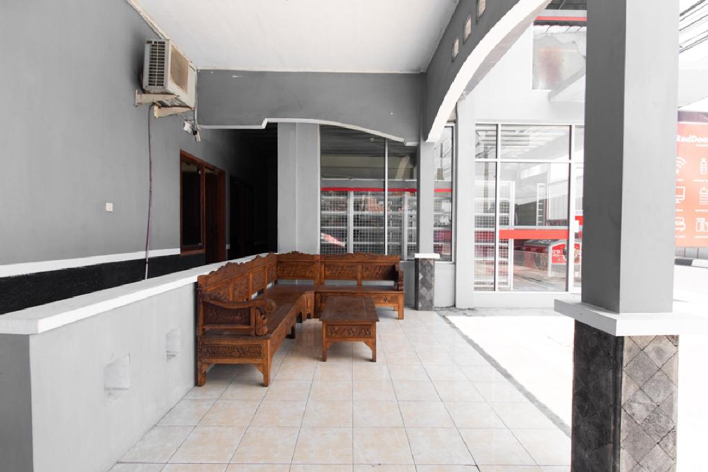 puri janti guest house by reddoorz