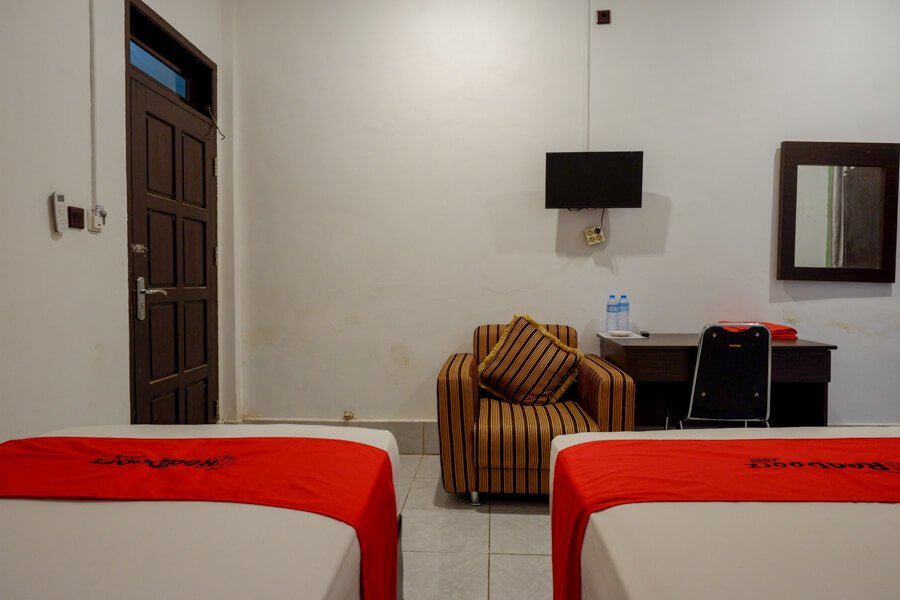 reddoorz syariah hotel wisma indonesia kendari