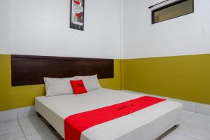 reddoorz syariah hotel wisma indonesia kendari