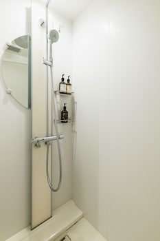 grand base yakuin odori