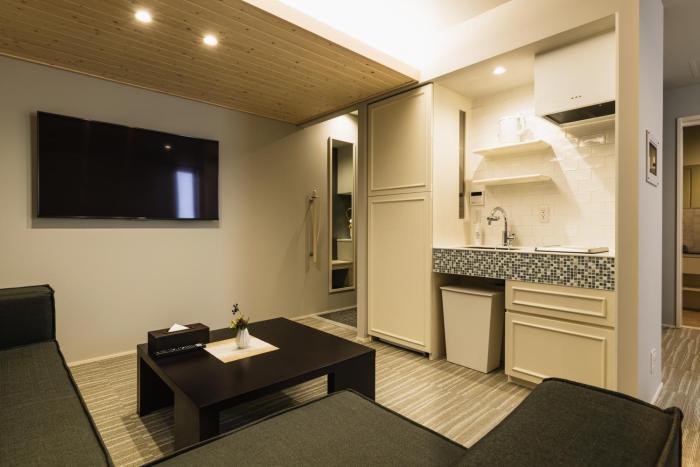 grand base yakuin odori