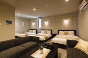 grand base yakuin odori