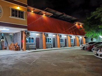 pratubjai hotel