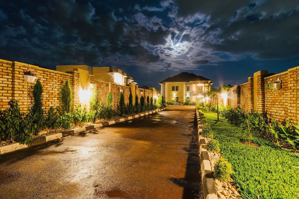 mountain view hotel and apartment