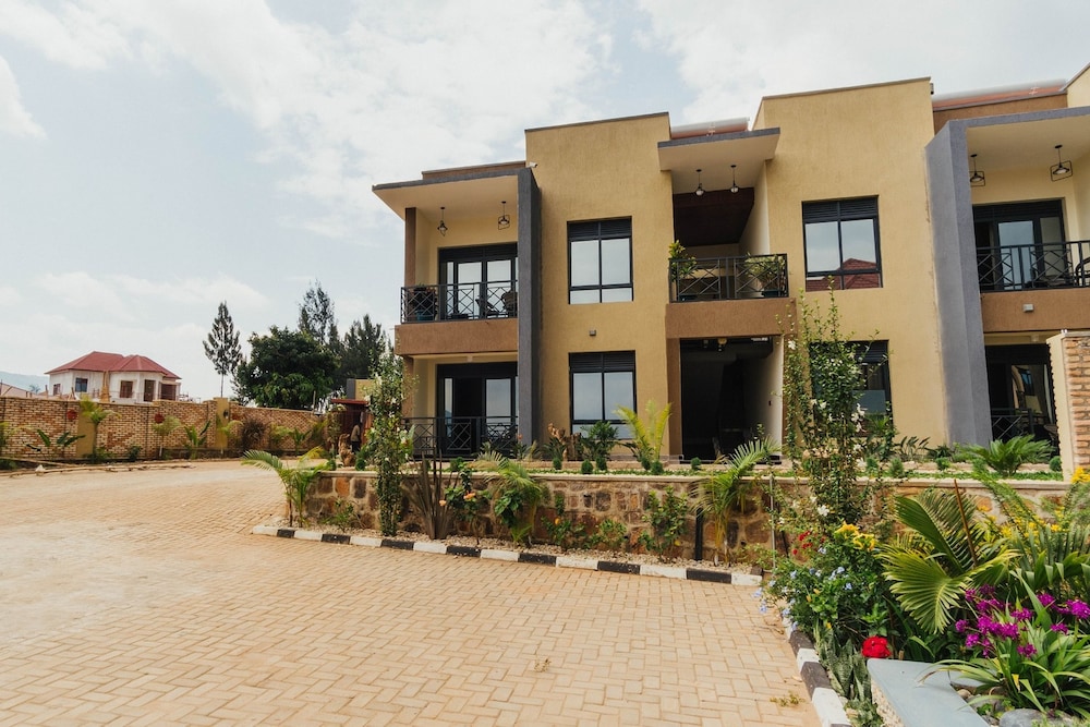 mountain view hotel and apartment