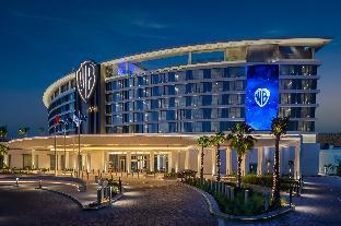 the wb abu dhabi curio collection by hilton