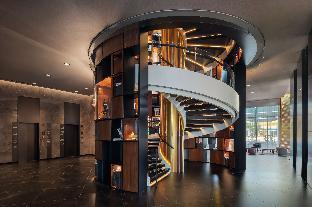 the wb abu dhabi curio collection by hilton