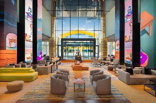 the wb abu dhabi curio collection by hilton