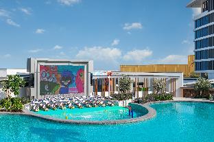 the wb abu dhabi curio collection by hilton