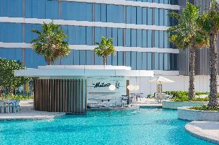 the wb abu dhabi curio collection by hilton