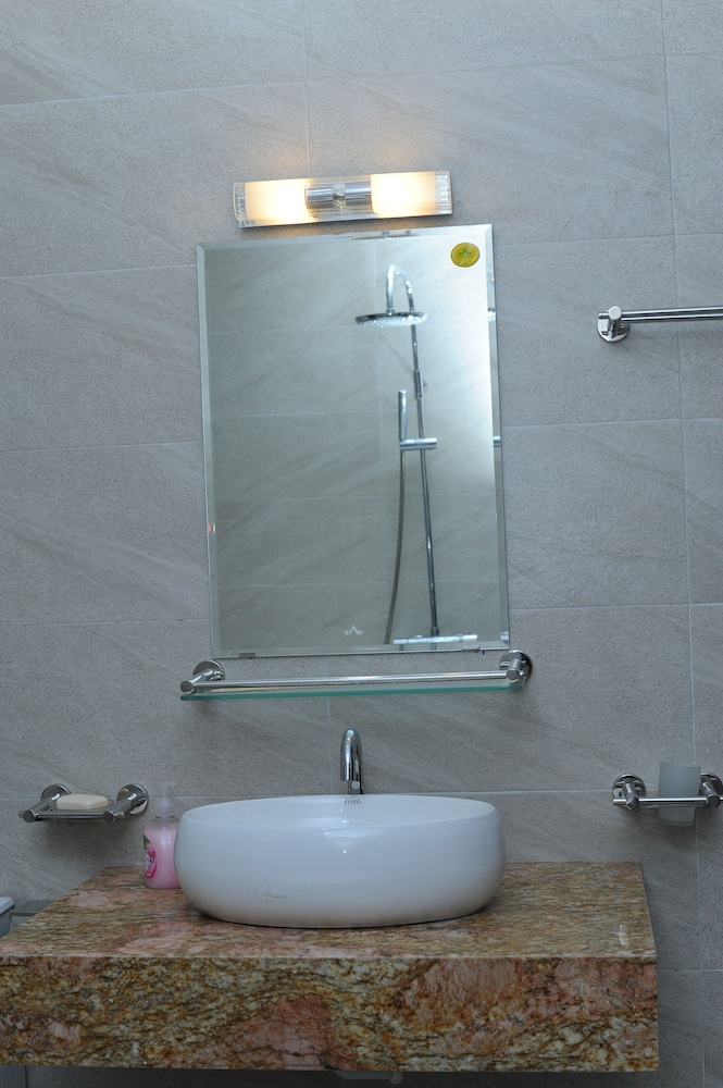 quang anh hotel