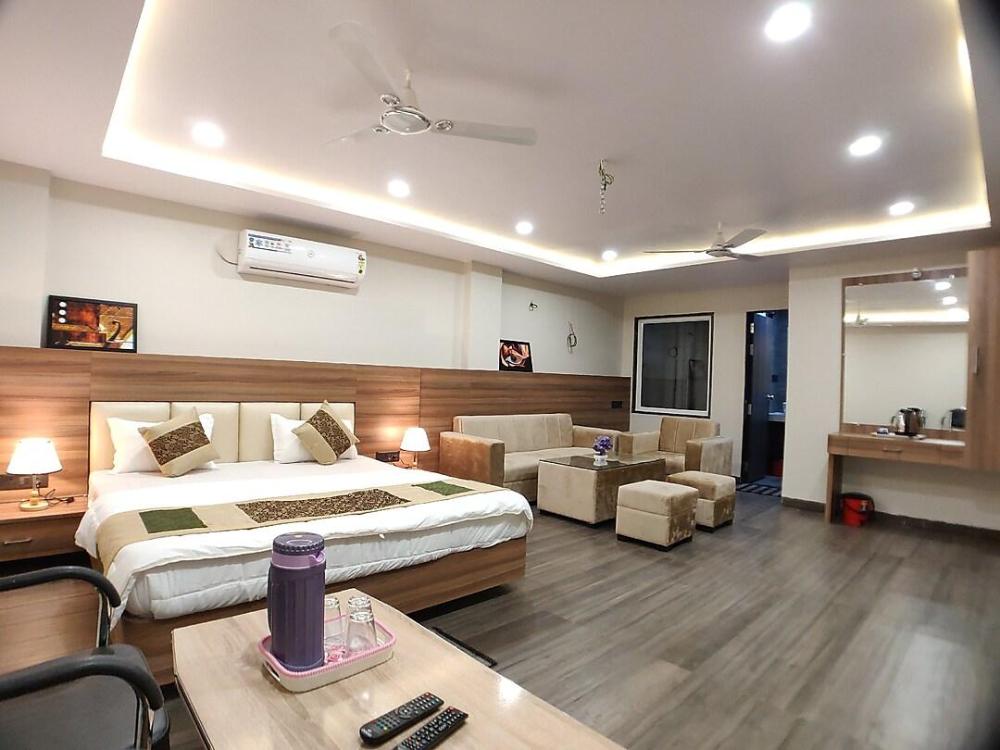hotel atul residency