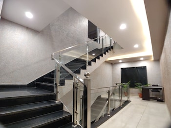 hotel atul residency