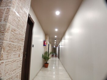 hotel atul residency
