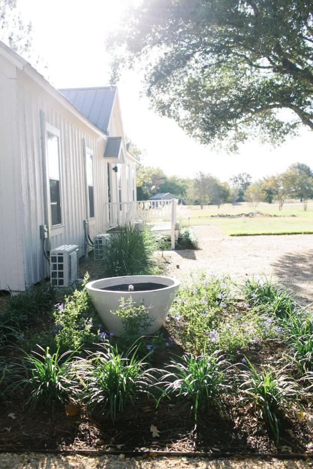 Farmstead Round Top