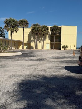 daytona beach shores