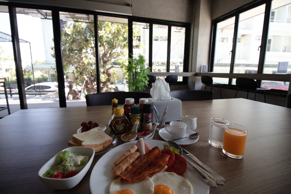 rabbit hotel phimai