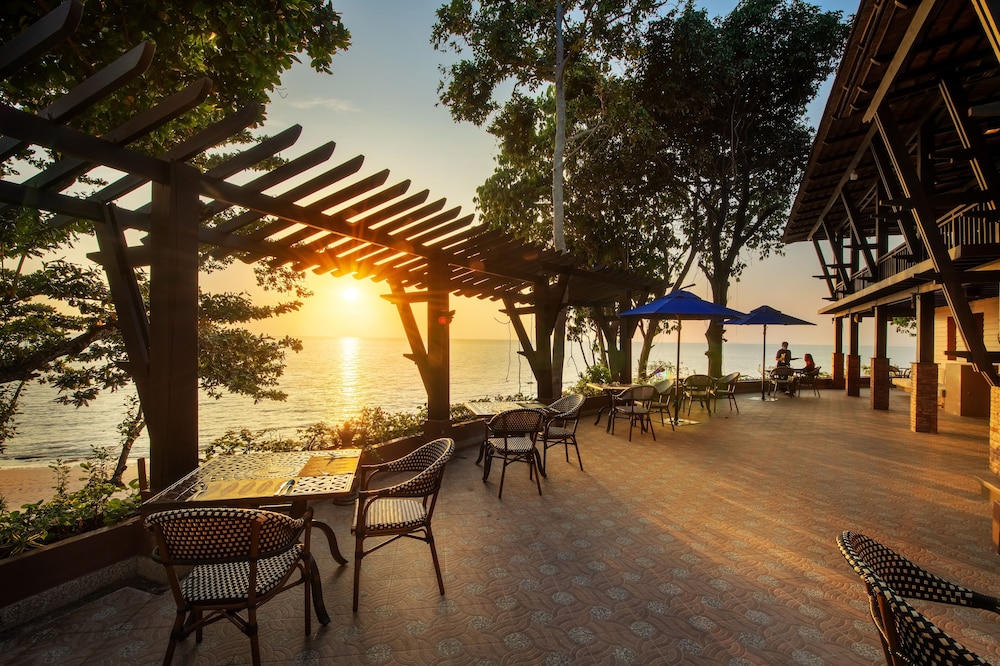 nirvana beach resort