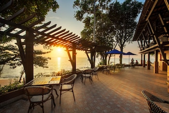 nirvana beach resort