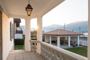verenas boutique villa au lac