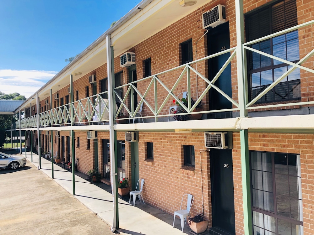 campbelltown colonial motor inn