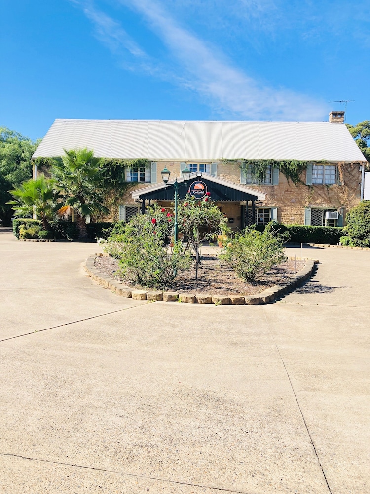 campbelltown colonial motor inn
