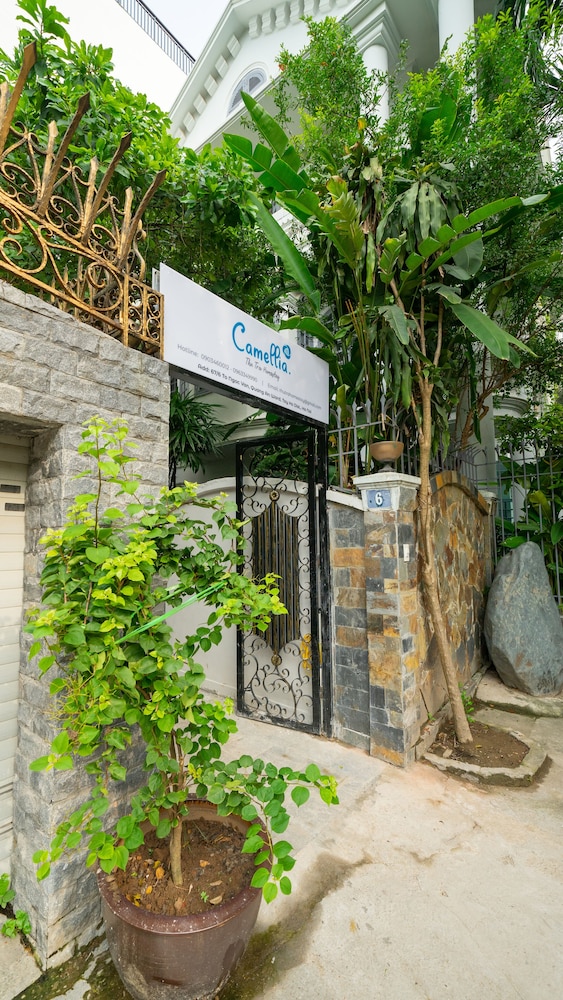 camellia homestay