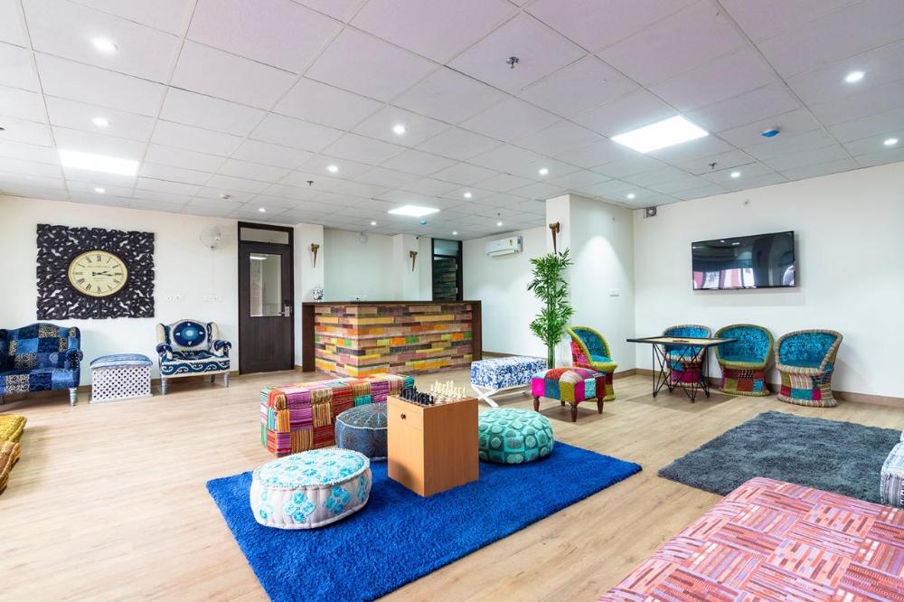 house of backpackers