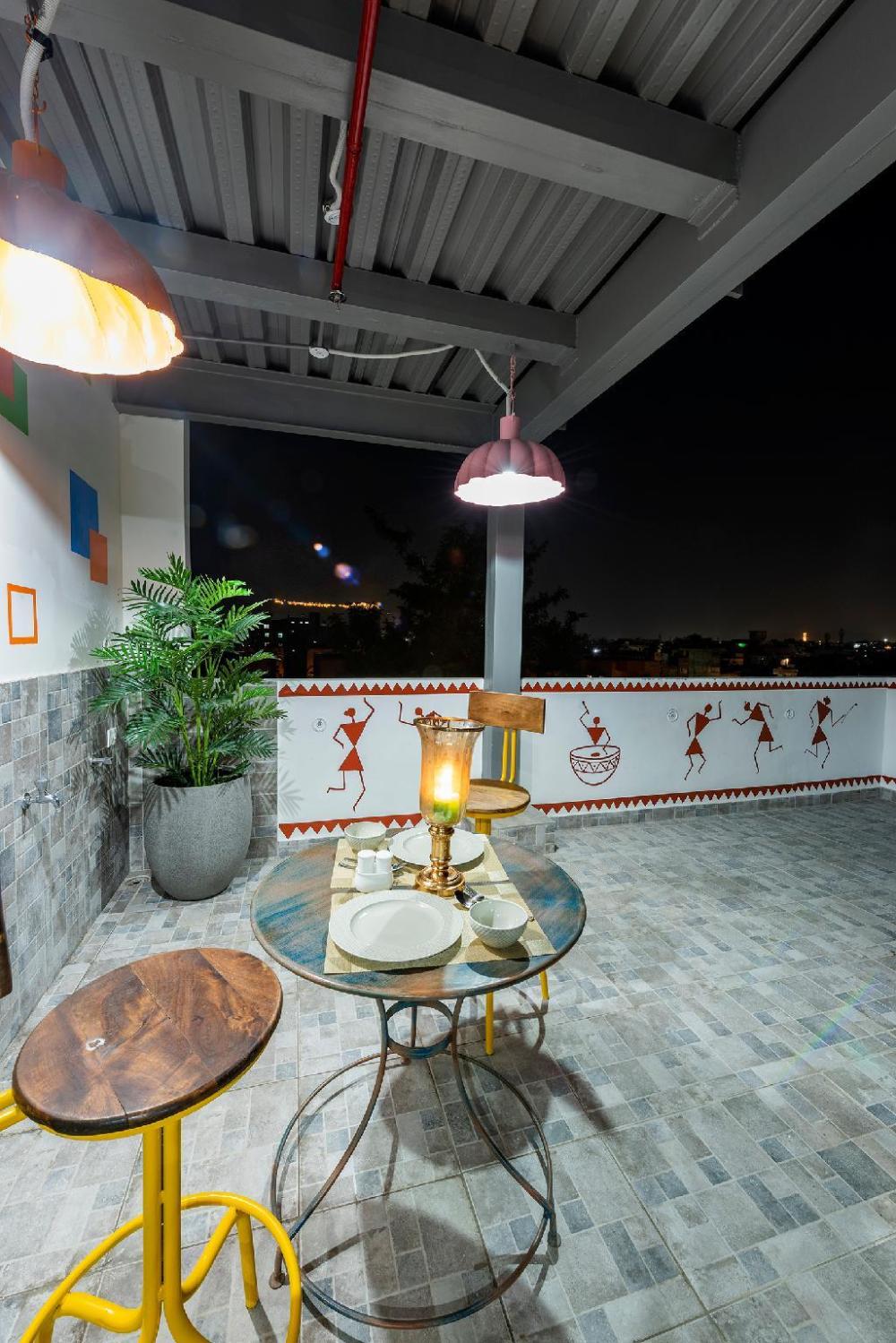 house of backpackers