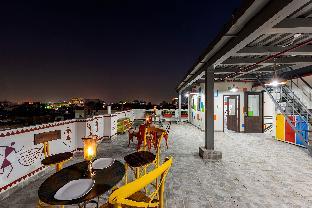 house of backpackers