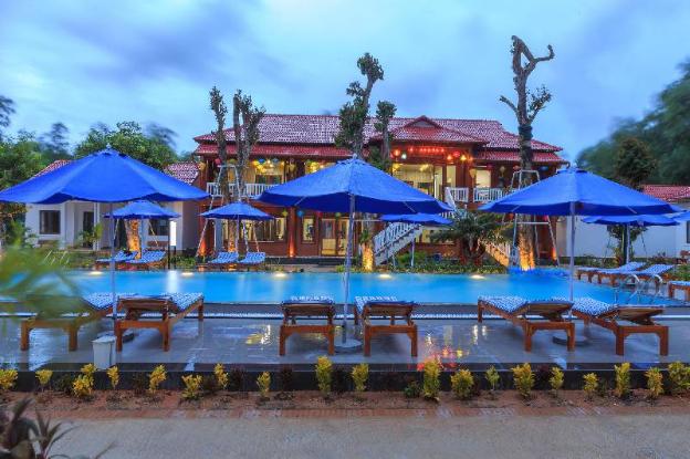 rainforest resort
