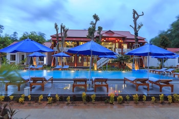 rainforest resort