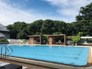 buathong pool villa