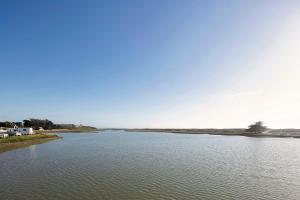 inn at moss landing point
