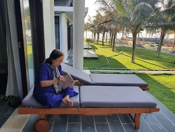 starlight villa beach resort and spa