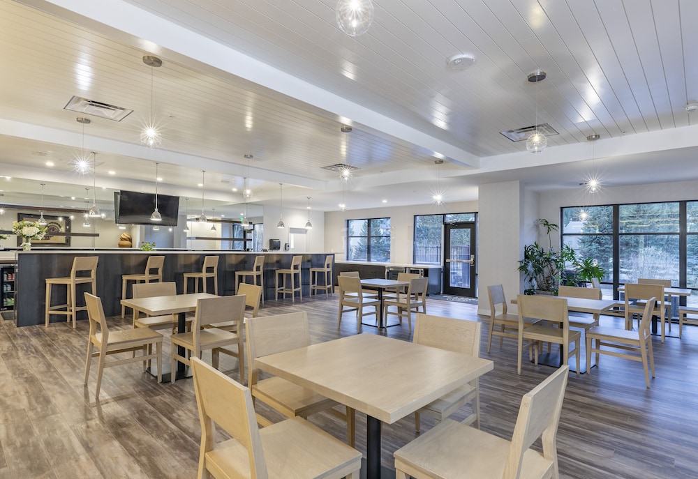 cambria hotel copper mountain